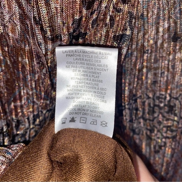 Joie Size Large Metallic Longsleeve High Neckline Top with Stretchy Waist - Picture 8 of 10